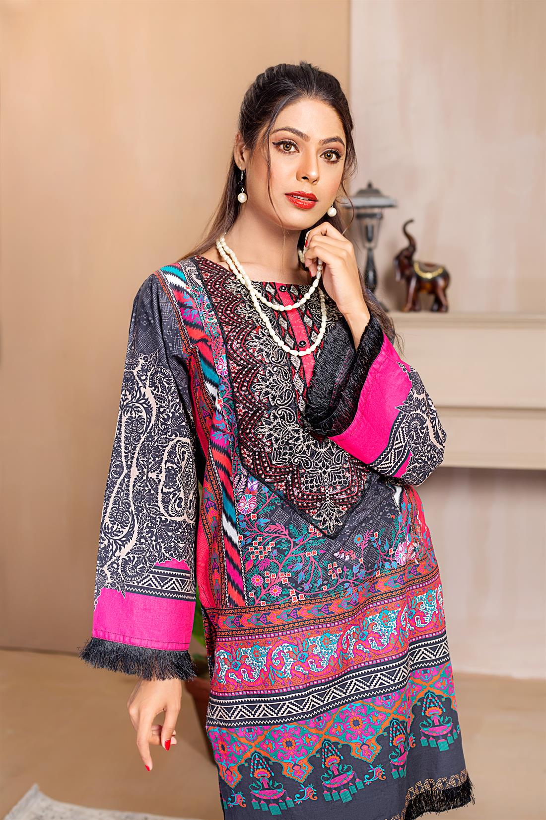Black & Pink Black/Pink Printed Readymade Embroidered Kurta