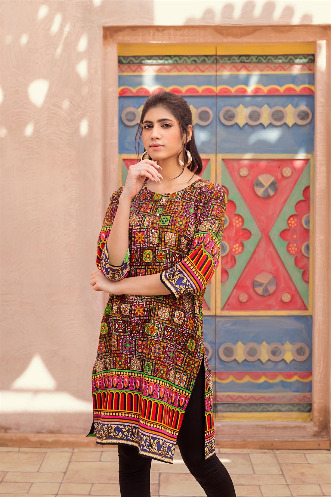 Multicolour Traditional Printed Kurta with Pearl Button
