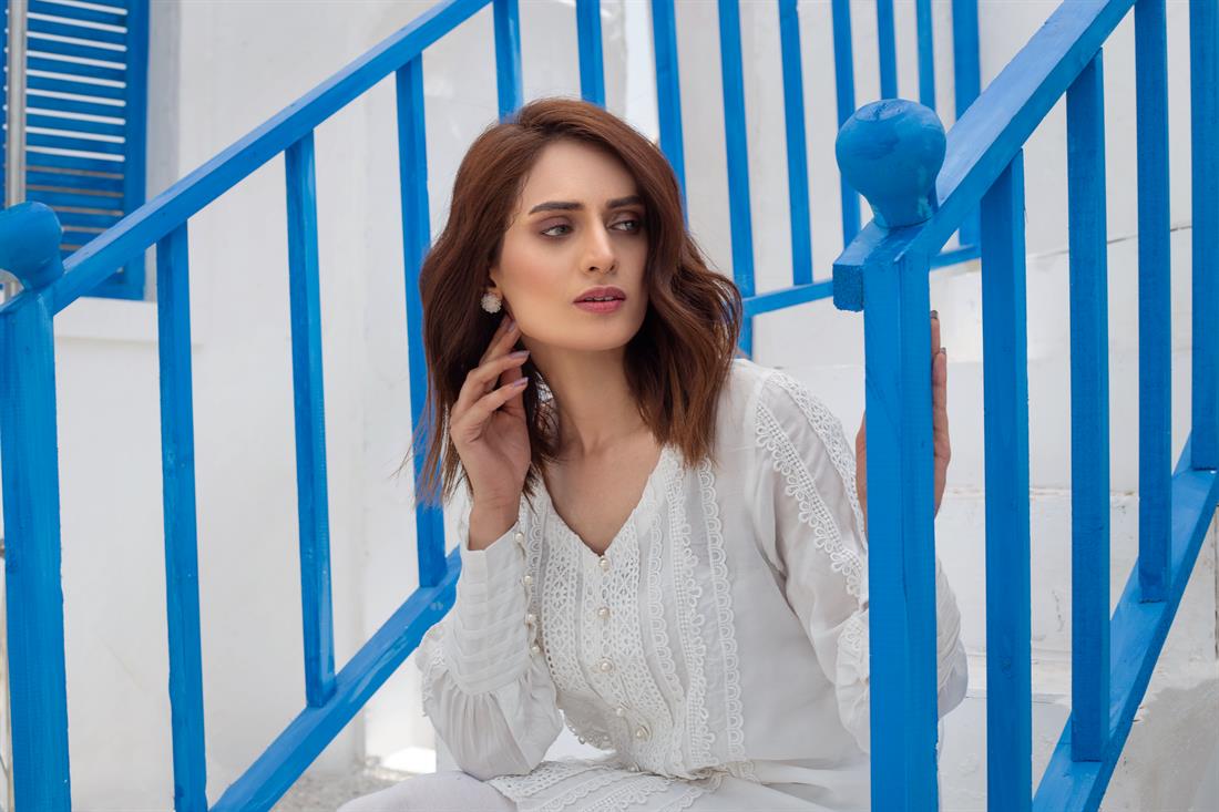 White Silk Readymade Modern Cut High Embroidered Kurta