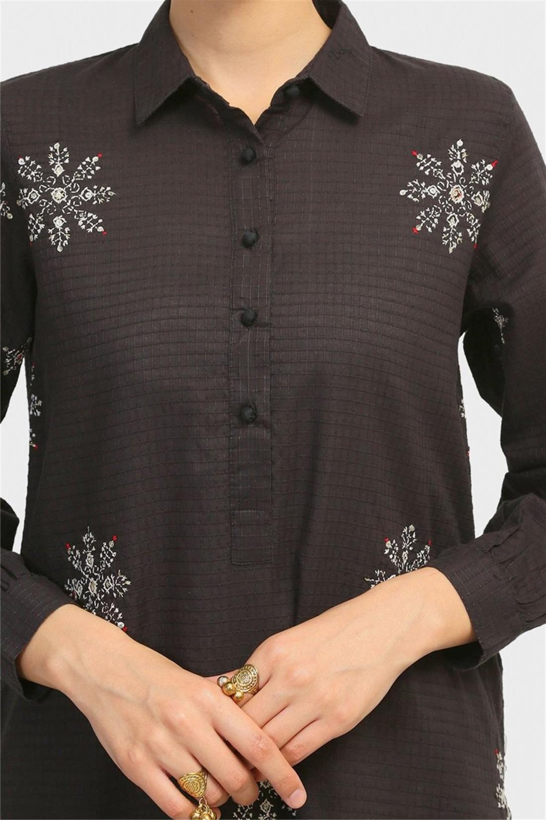 Black Embroidered Jacquard Readymade Collared Kurta with Striped Dupatta