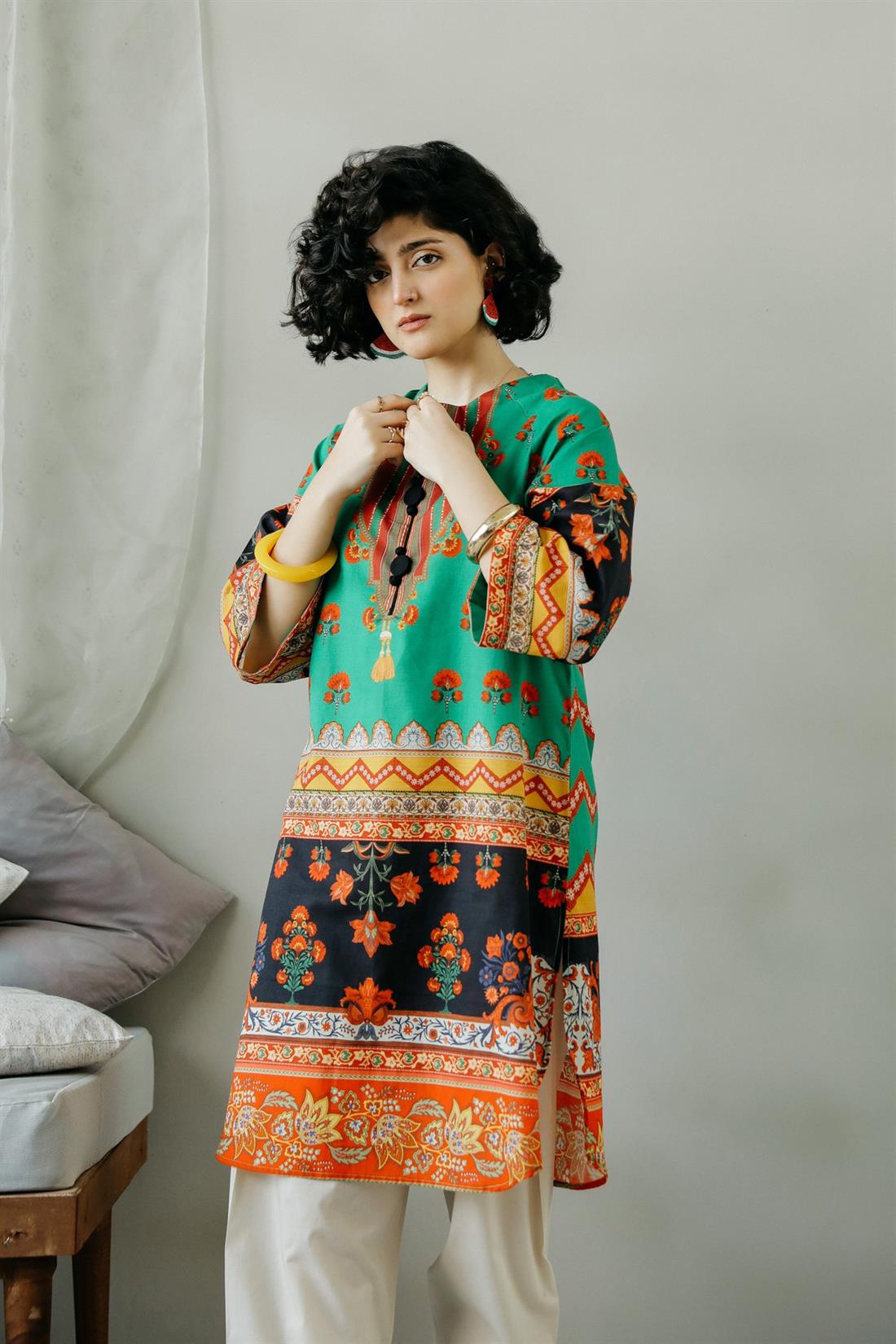 Green & Multicolour 1 Piece Green/Multicolour Printed Heavy Slub Shirt