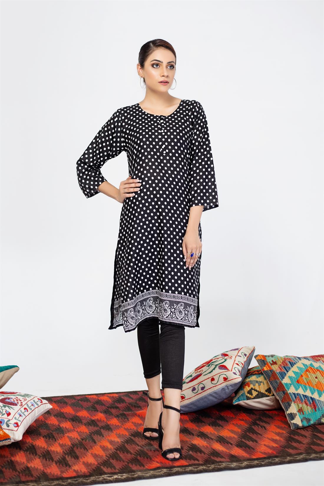 Black & White Black/White Readymade Traditional Printed Kurta
