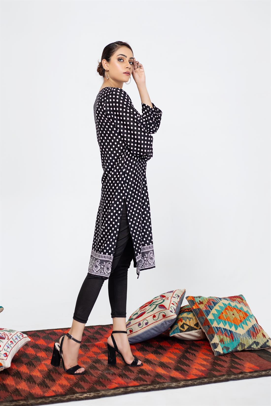 Black & White Black/White Readymade Traditional Printed Kurta