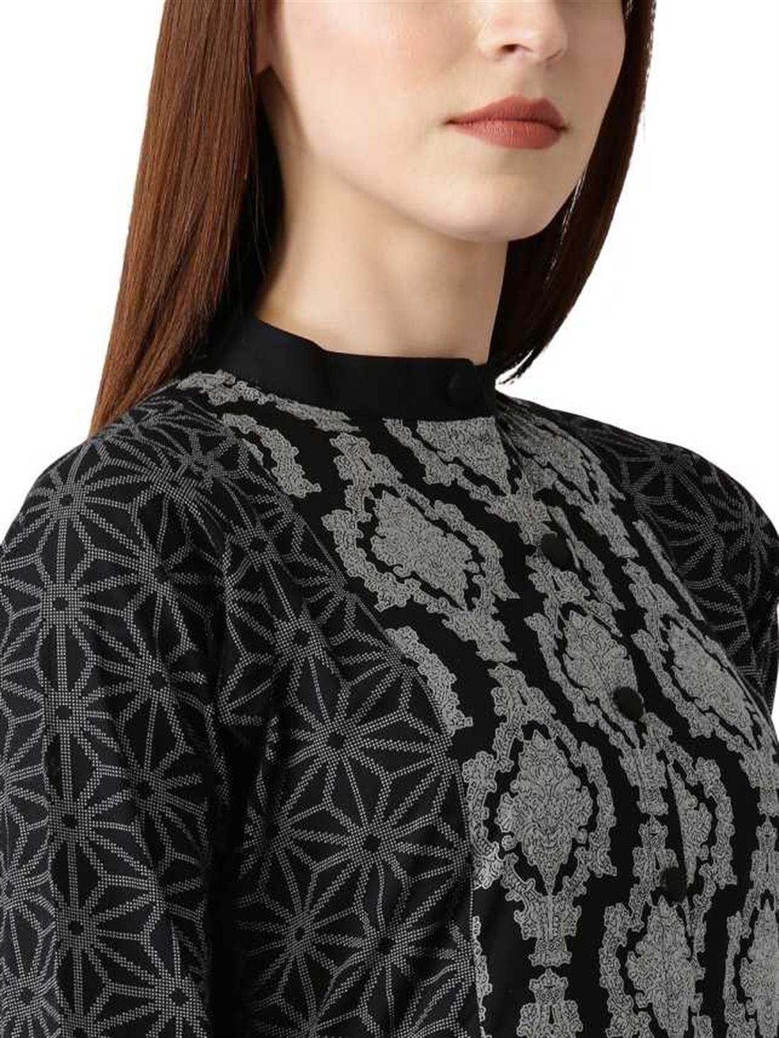 Black Women Abstract Cotton Printed Blend Straight Kurta (Black)