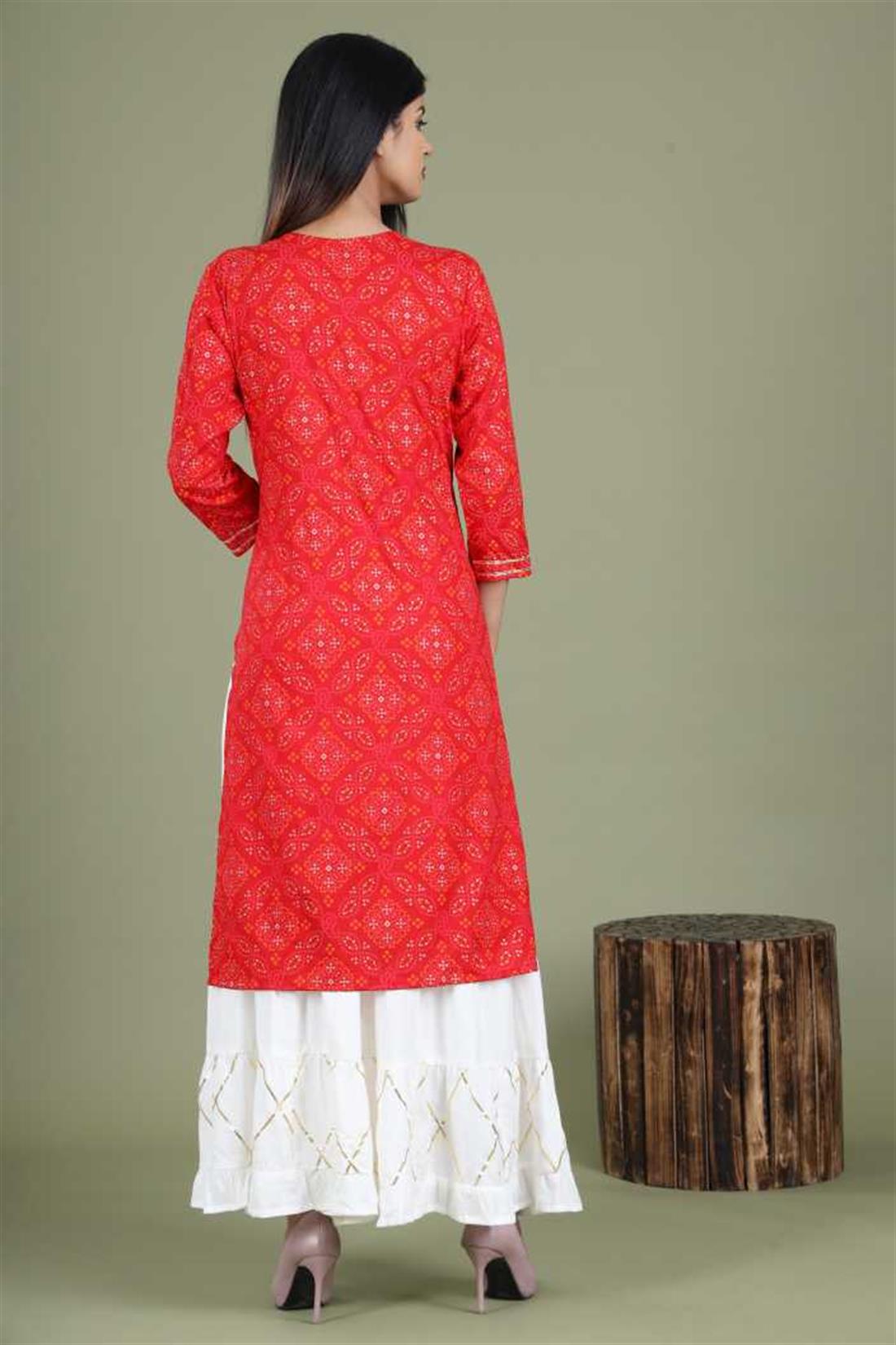 RED & White Red/White 2 Piece Women Kurta and Sharara Set Rayon