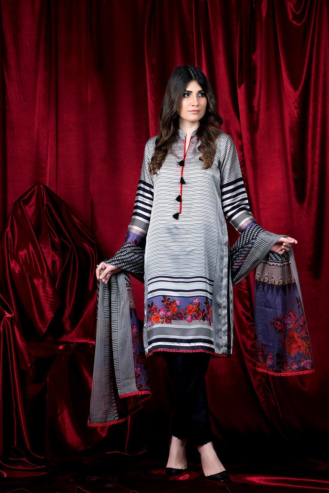 Pale Grey Pale/Grey Printed Charmuse Silk Shirt & Dupatta