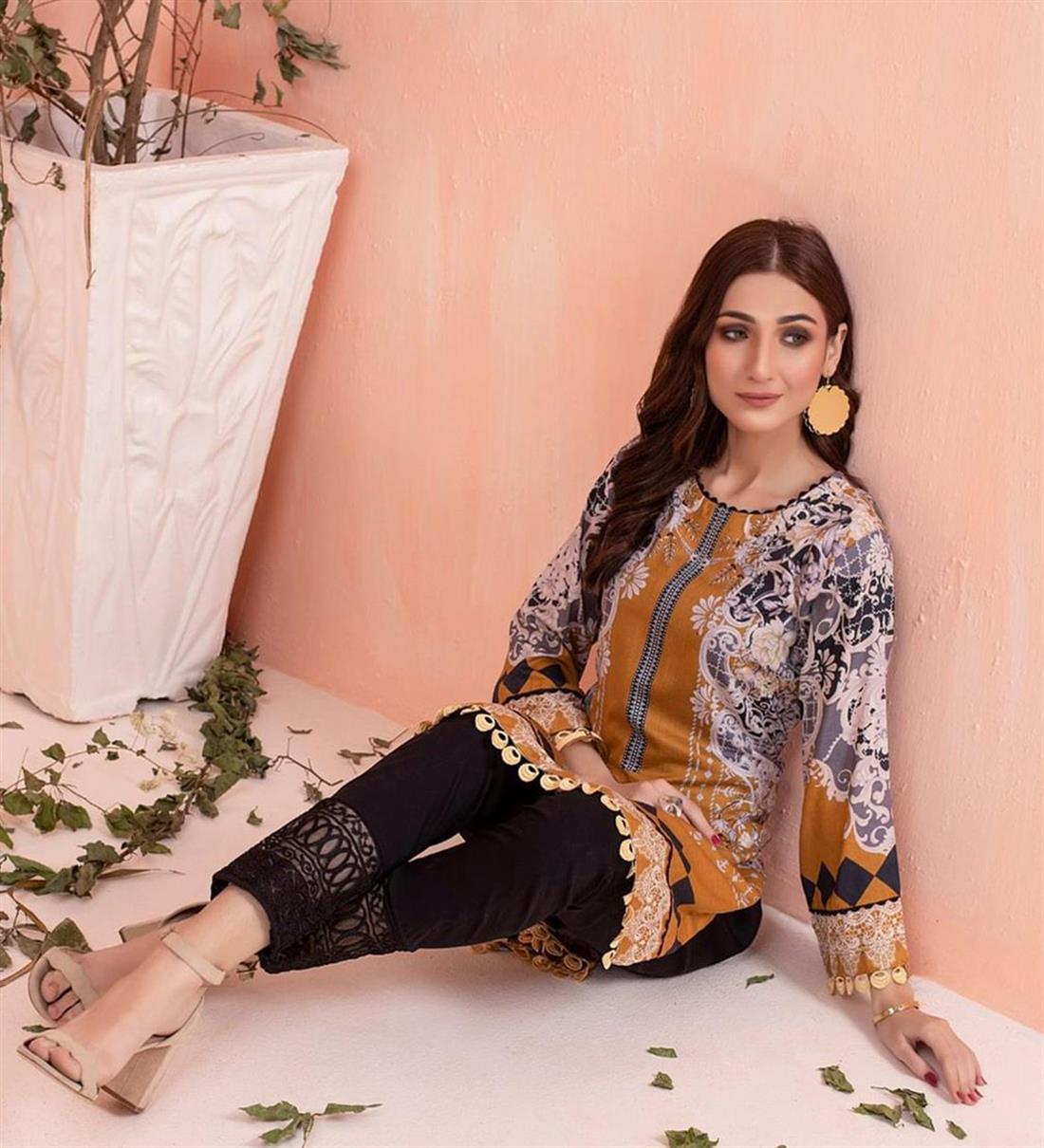 Brown & Multicolour Brown/Multicolour Digital Printed Lawn Embroidered Kurta