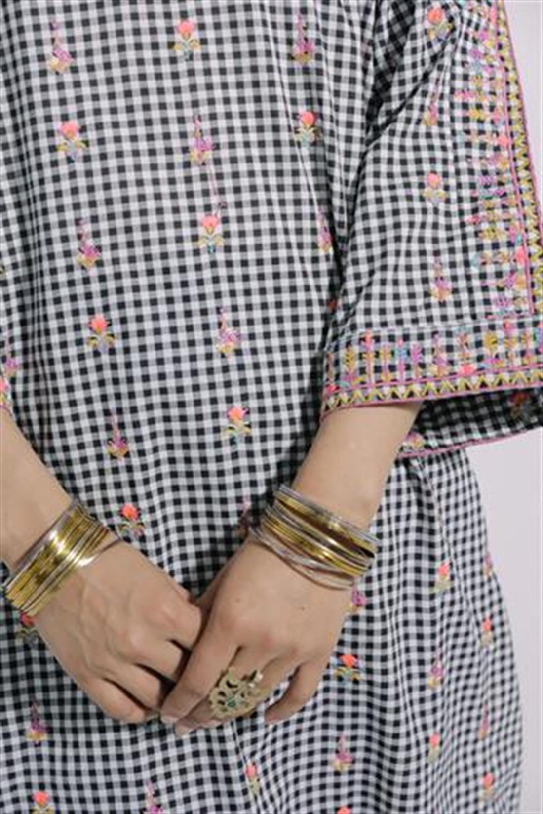 Black & White Ethnic Designer Ladies Ready to Wear Suits