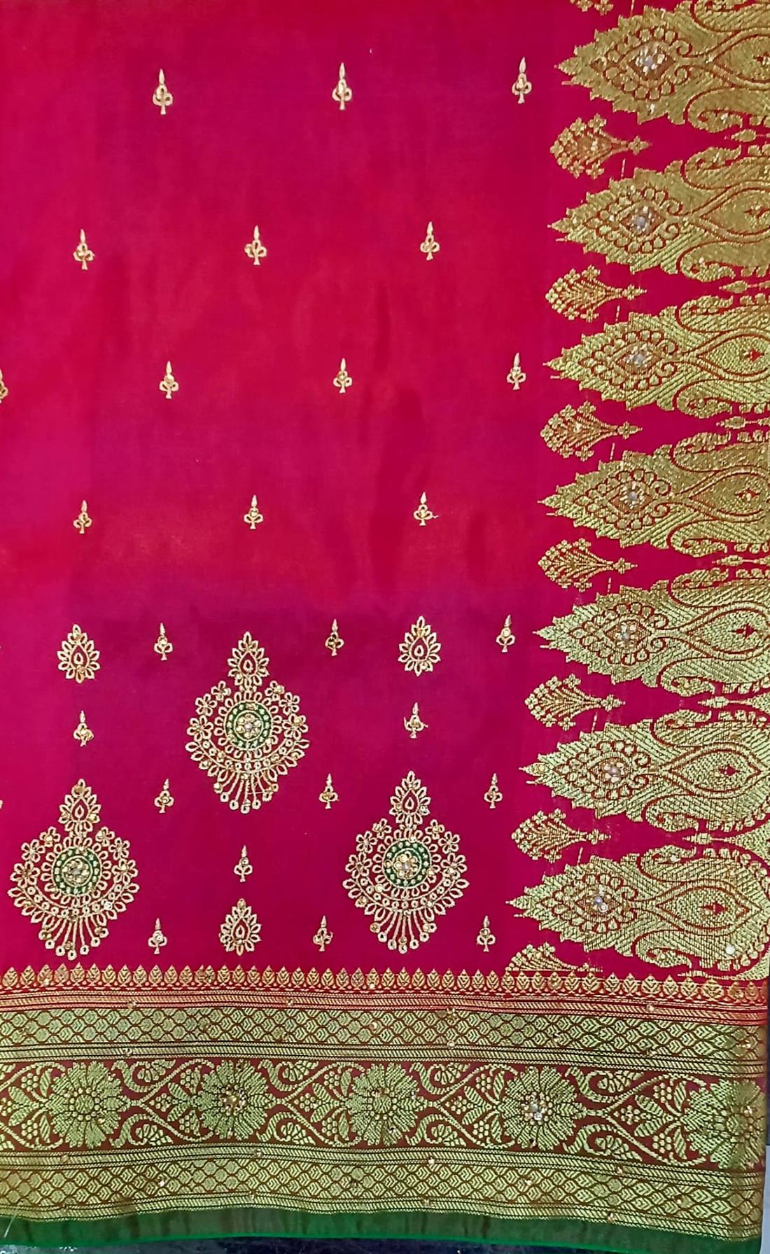 Hot Pink Kathan Silk Saree Comes with Blouse Piece.