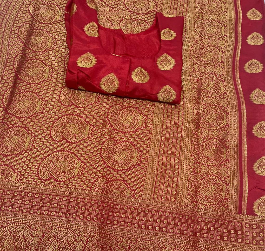 Off White & RED LATEST: Banarasi Saree with Readymade Long Sleeve Blouse.