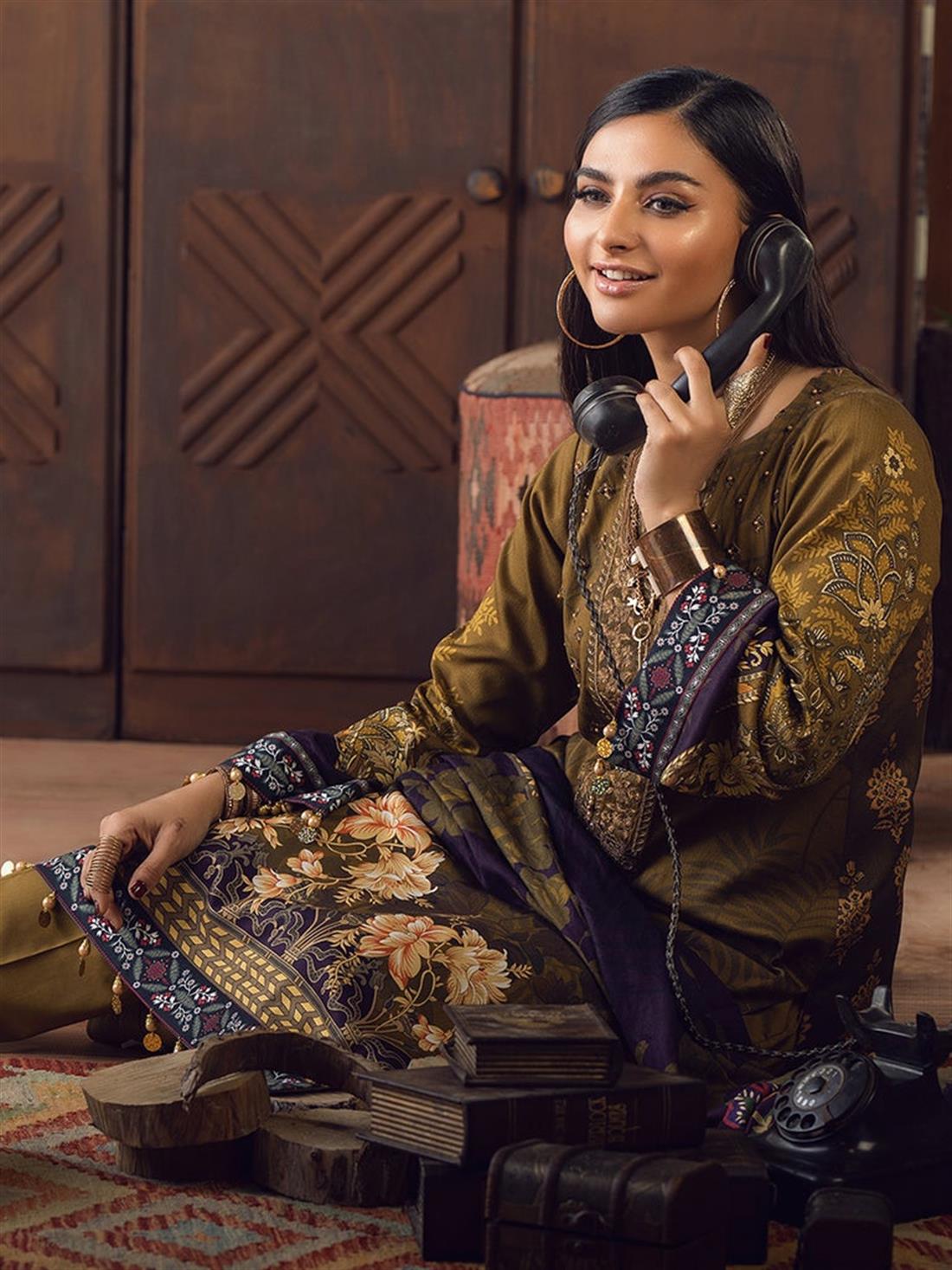 Mehndi Green Embroidered Linen Ladies Readymade