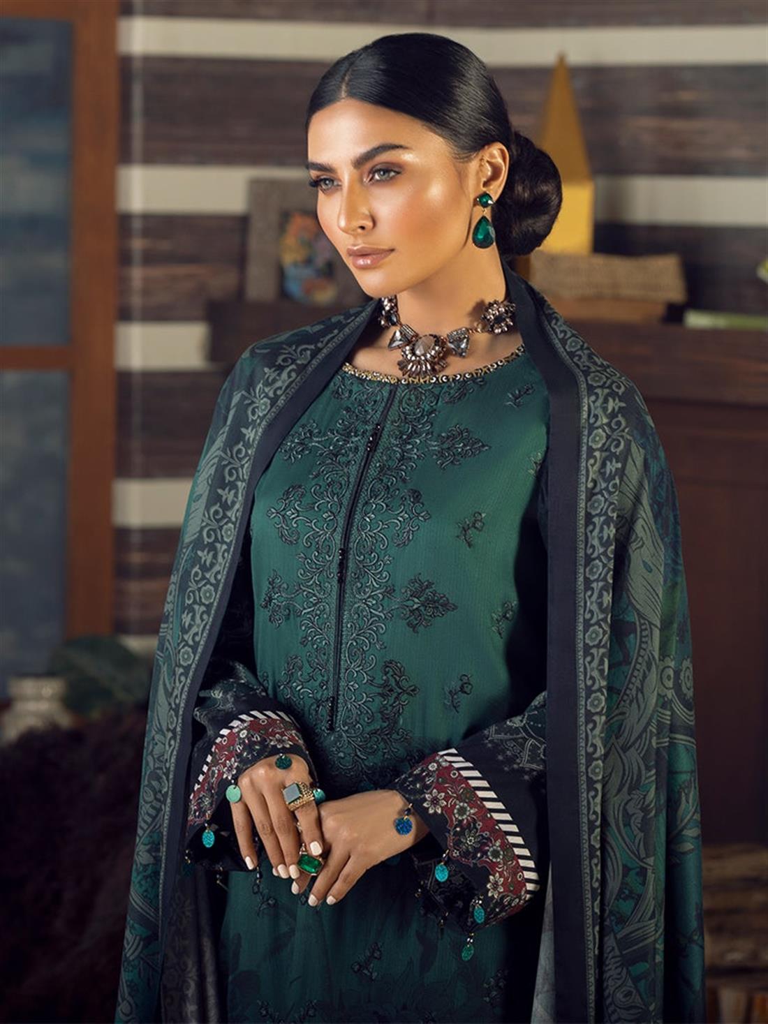 Green Embroidered Linen Ladies Readymade