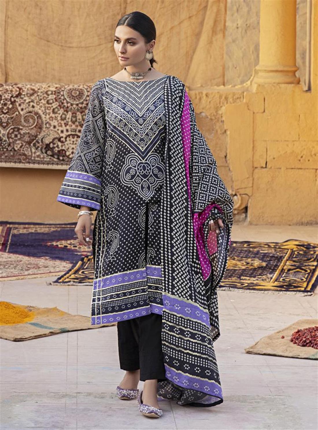 Black & Multicolour Black/Multicolour 3 Piece Chunri Printed Lawn Salwar Suit