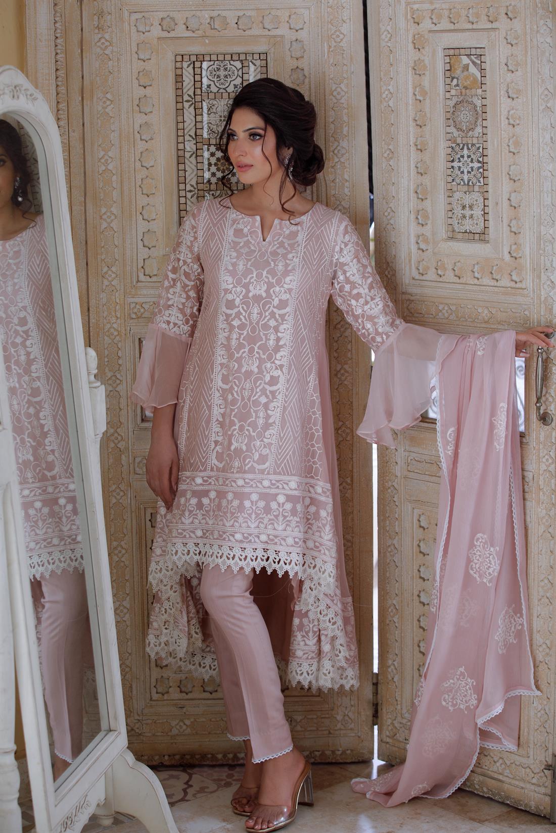 Lilac Chiffon Beautiful 3 Piece Pinky Embroidered Salwar Suit
