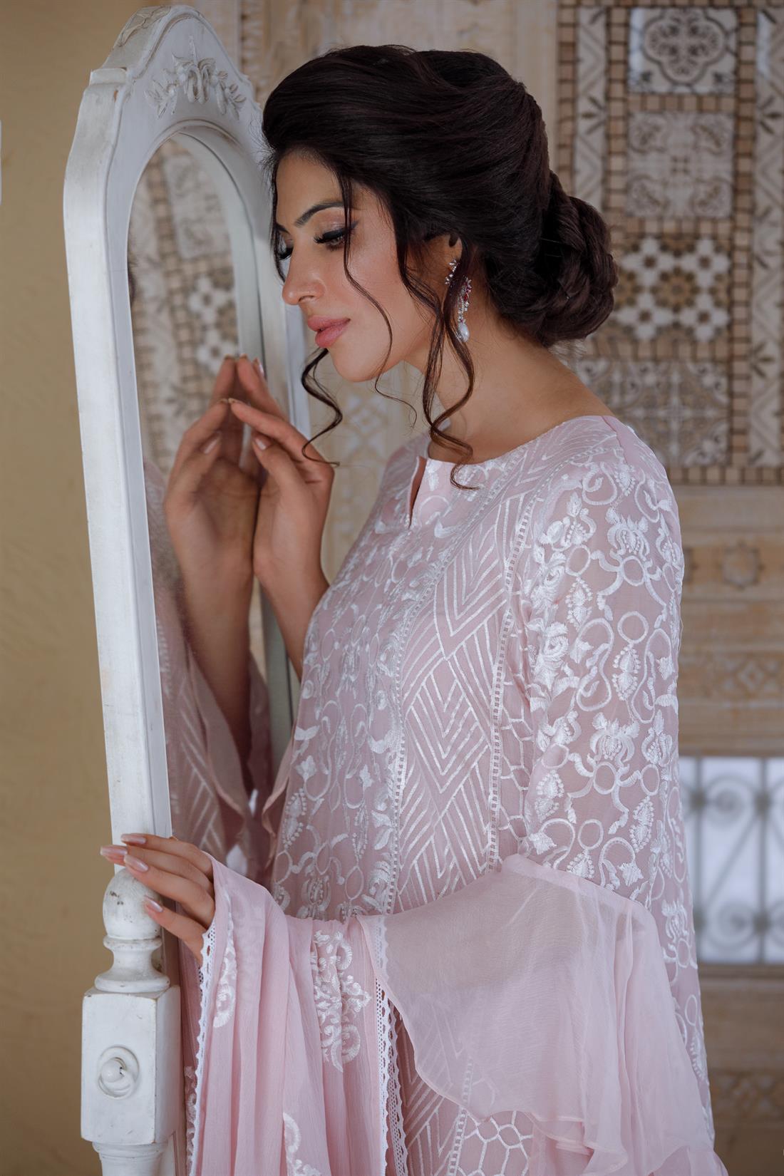 Lilac Chiffon Beautiful 3 Piece Pinky Embroidered Salwar Suit