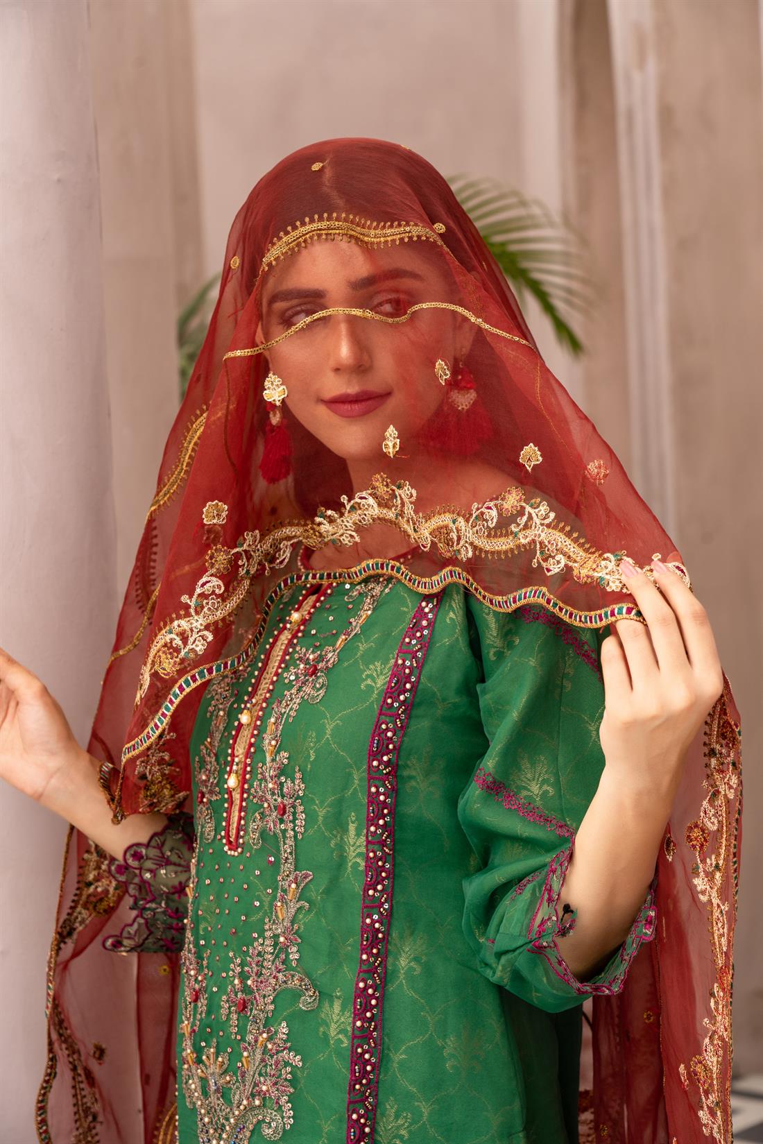 Green Ladies Readymade 3 Piece Suits for Womens
