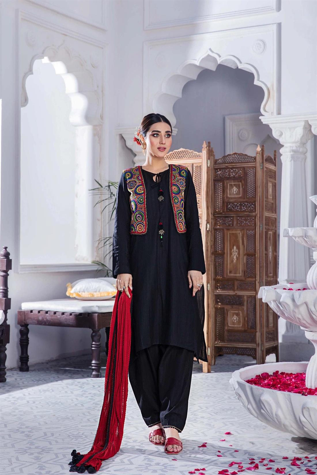 Black Ladies Readymade Salwar Suit with Dupatta