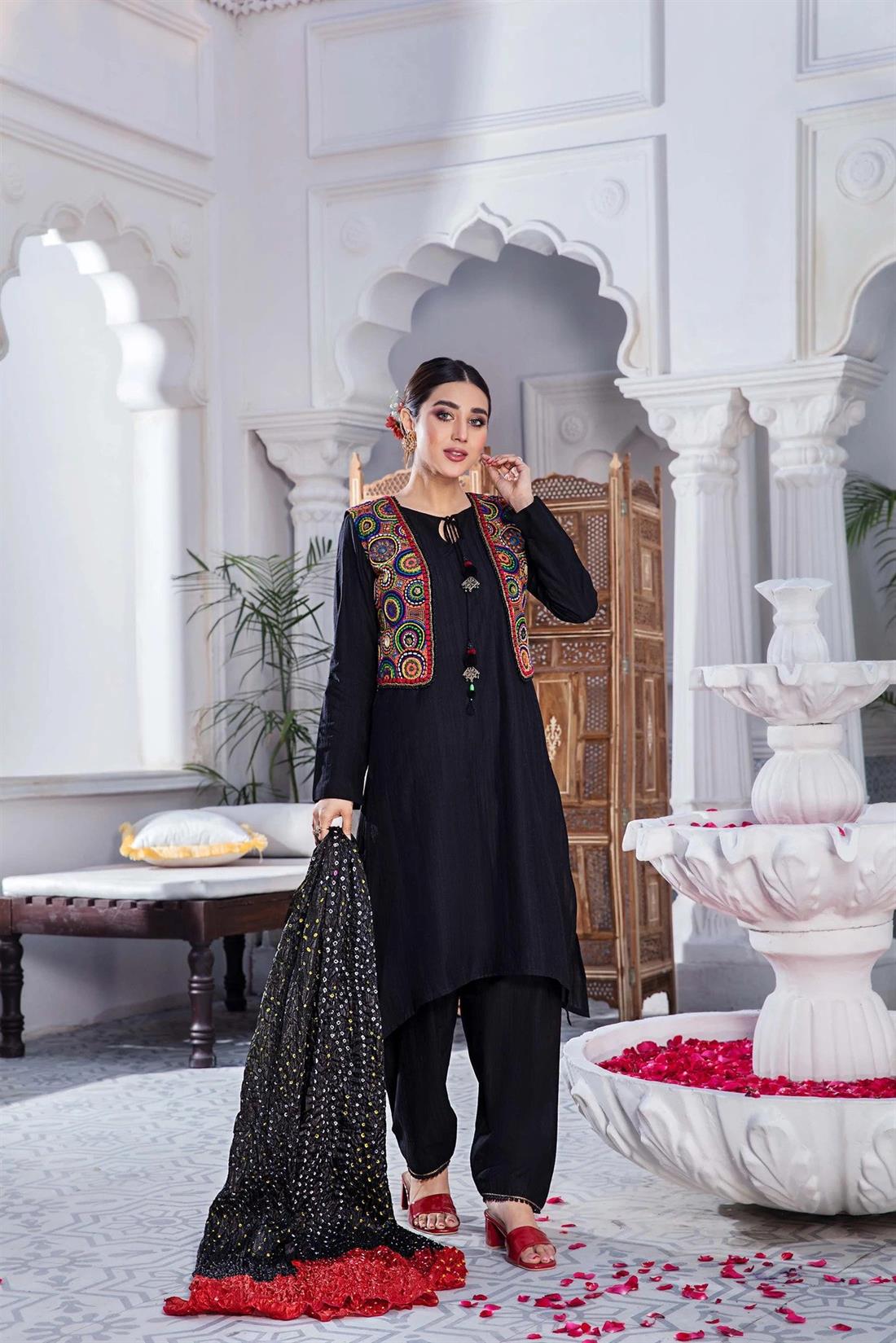 Black Ladies Readymade Salwar Suit with Dupatta