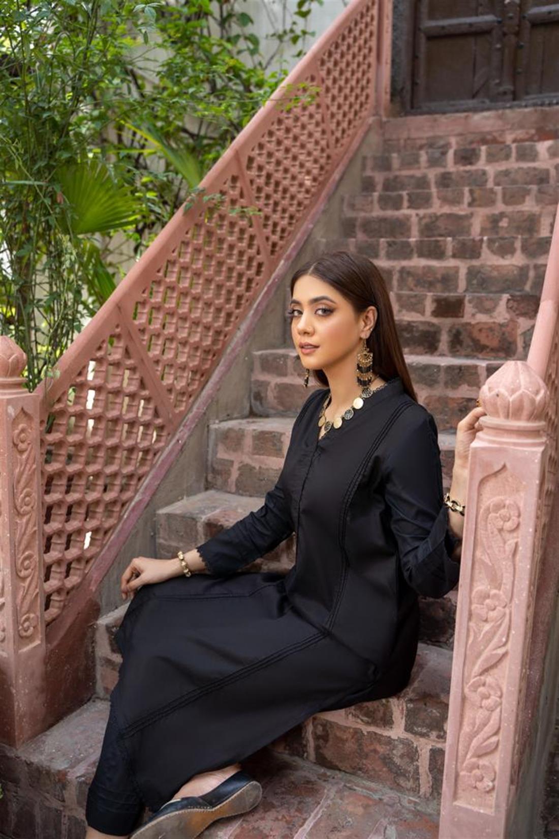 Black Cotton Ladies Readymade