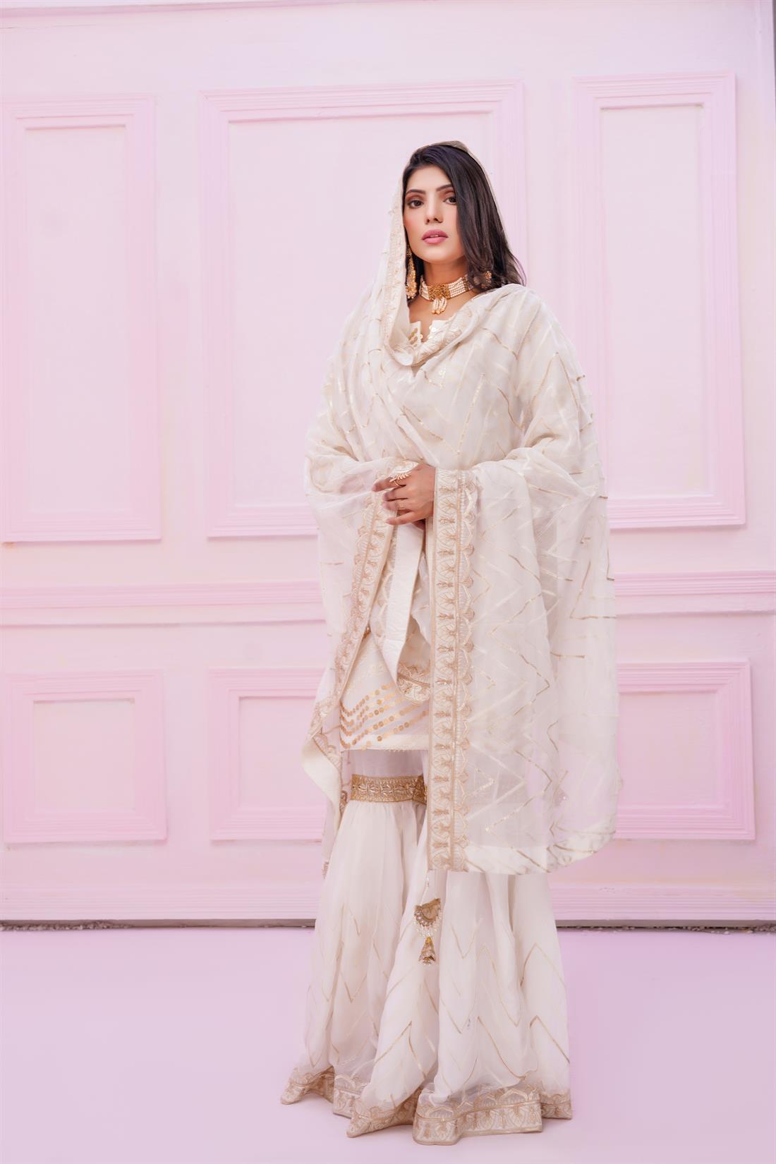 Off White Stunning Embroidered 3 Piece Stitched Suit