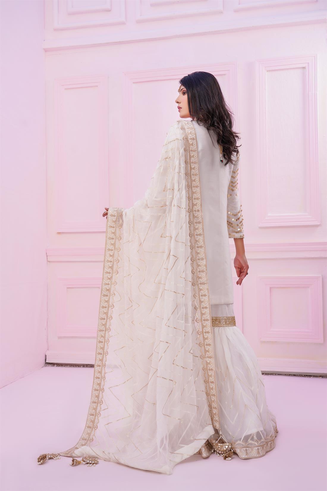 Off White Stunning Embroidered 3 Piece Stitched Suit