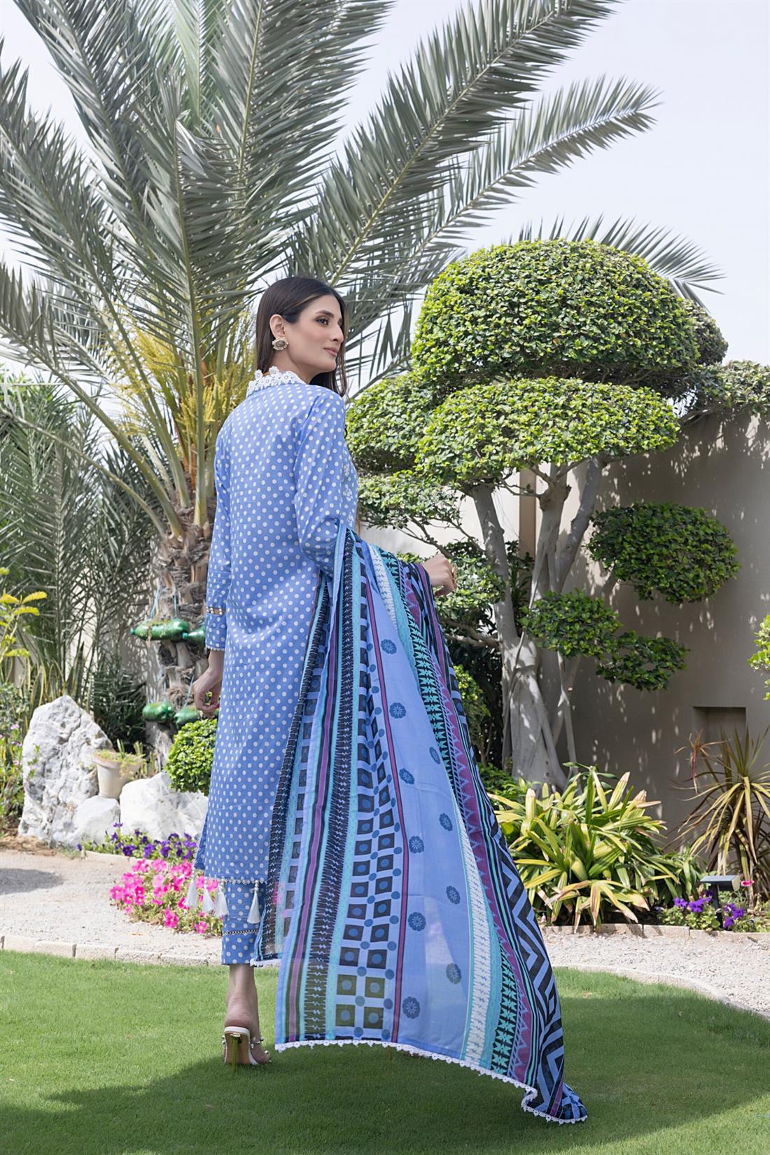 Ink Blue Embroidered Lawn 3 Piece Suit