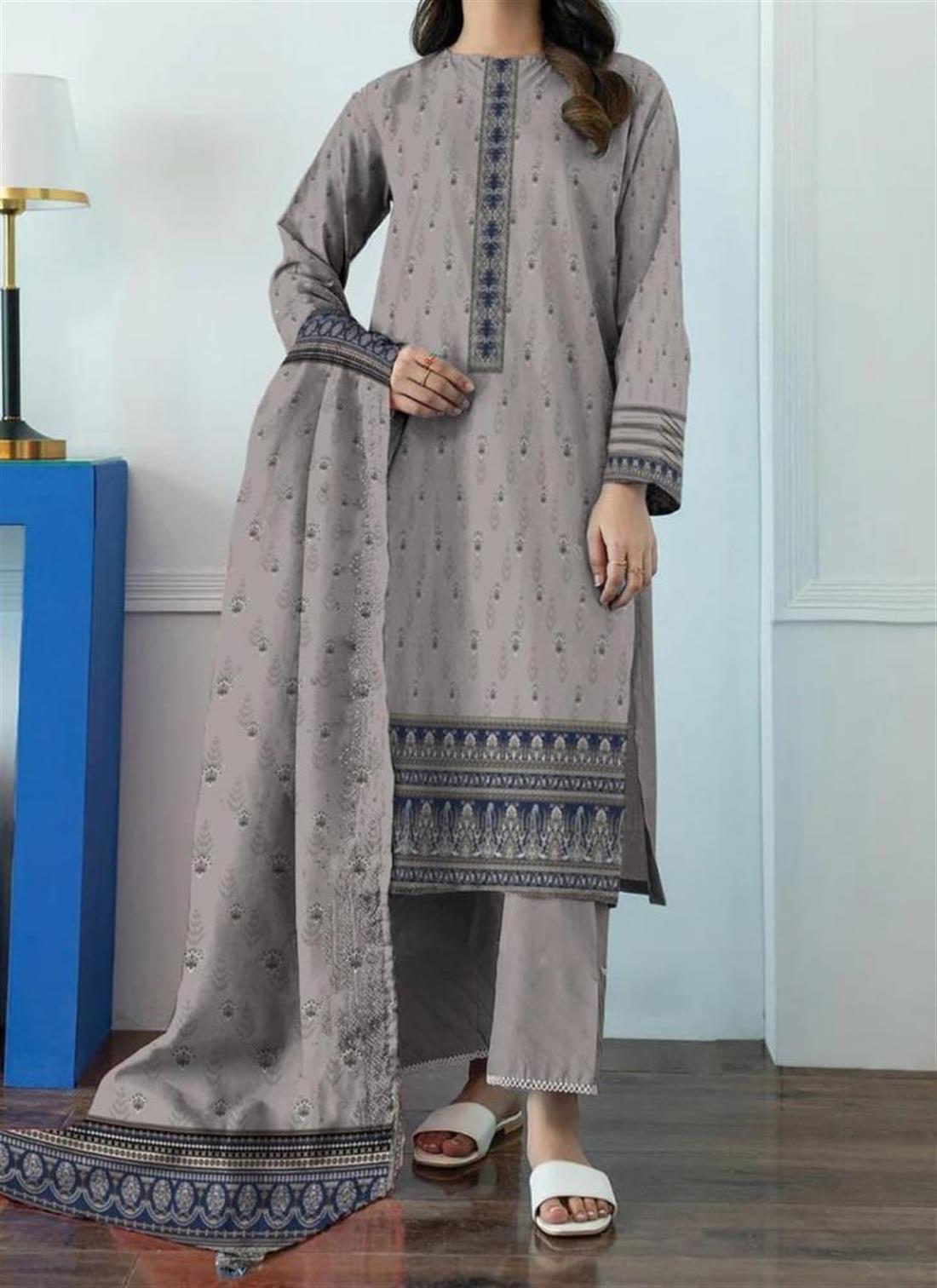 Light Grey Digital Print Khaddar Printed Suit