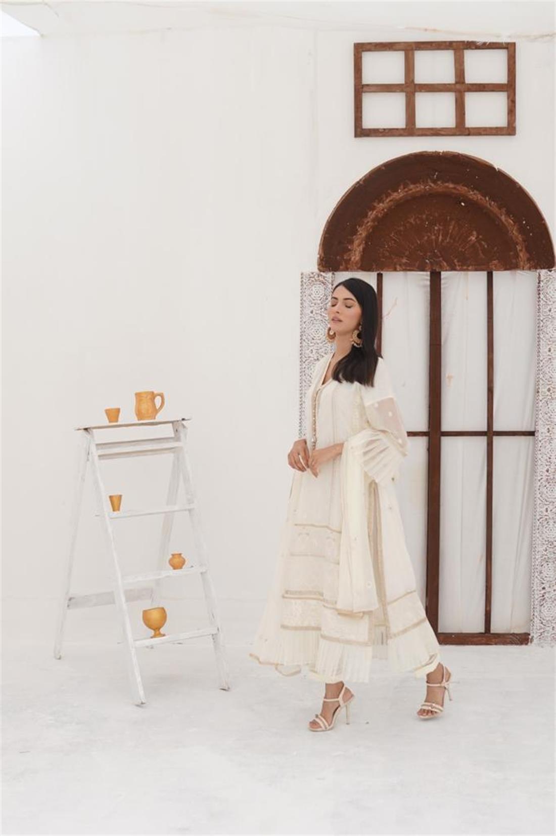 Cream Embroidered Chiffon 3 Piece Suit