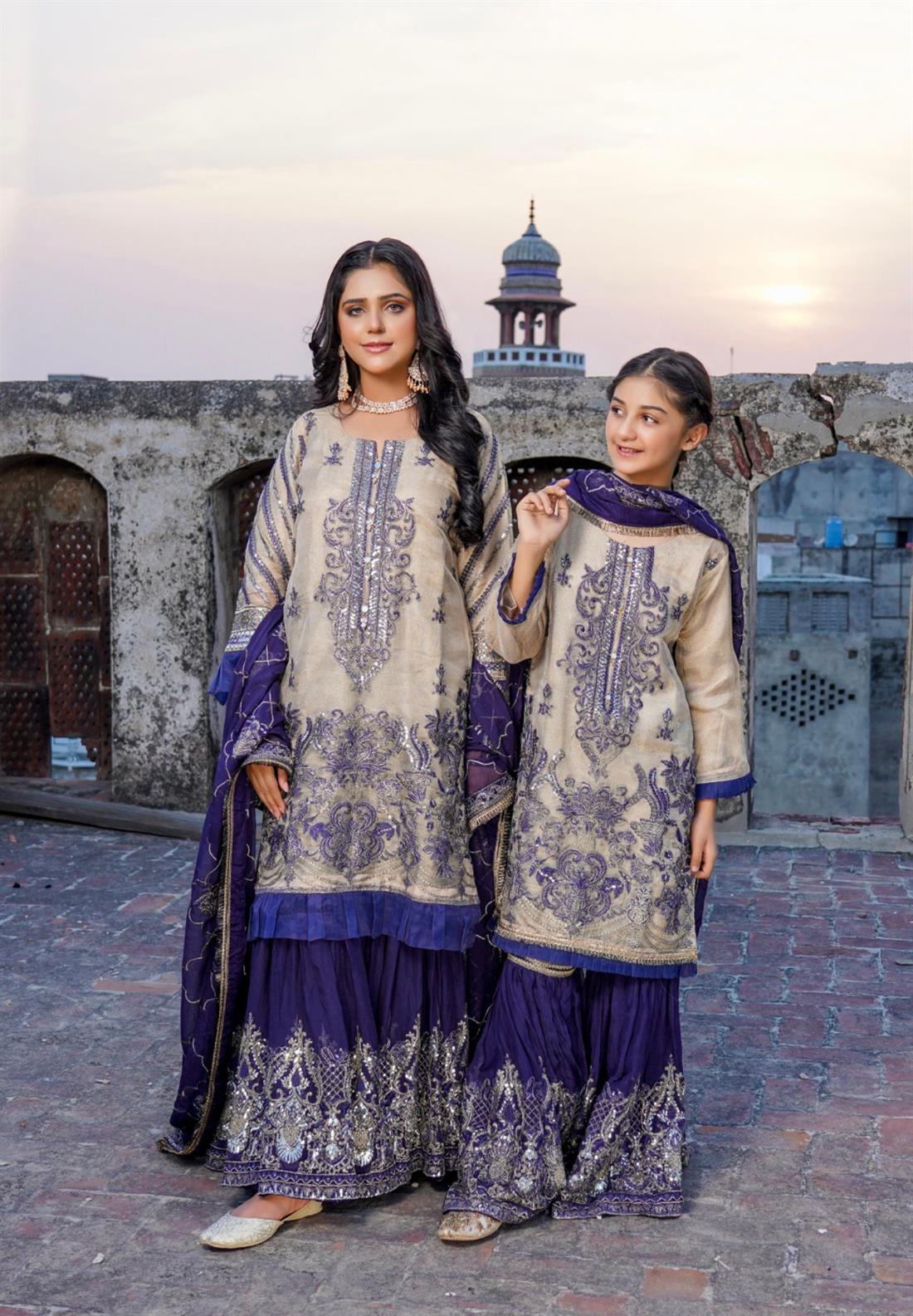Navy & Gold Ladies Readymade