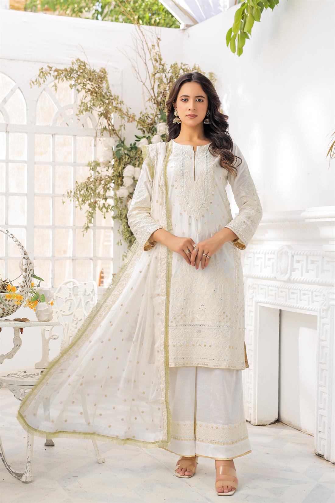 Off White Sequinned Chiffon Beautiful Silk Suit