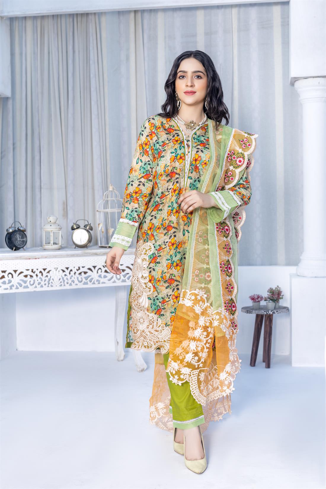 Green Multicolour Embroidered Silk Ladies 3 Piece Suit