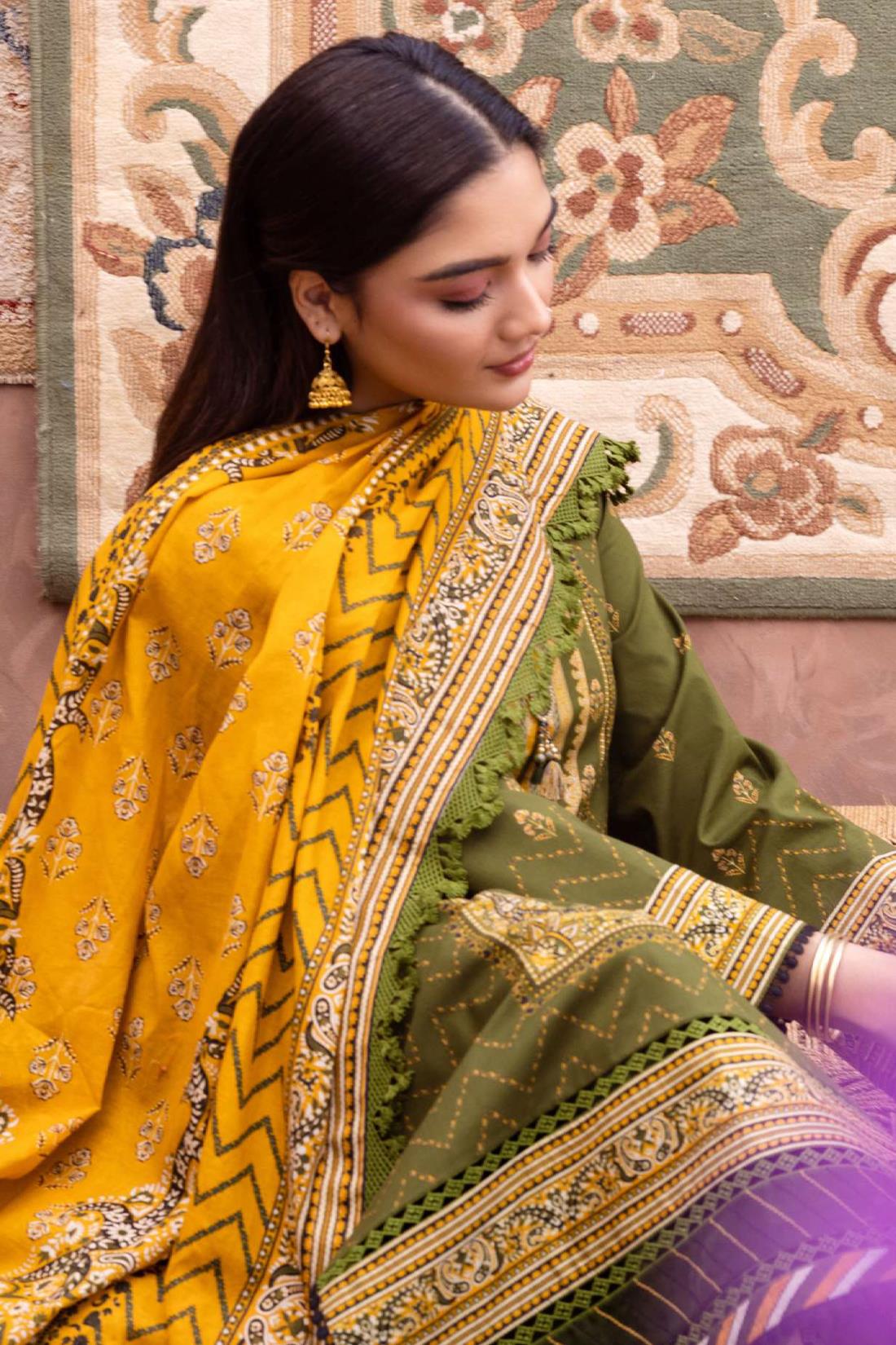 Mehandi Green Lawn Digital Printed Suit