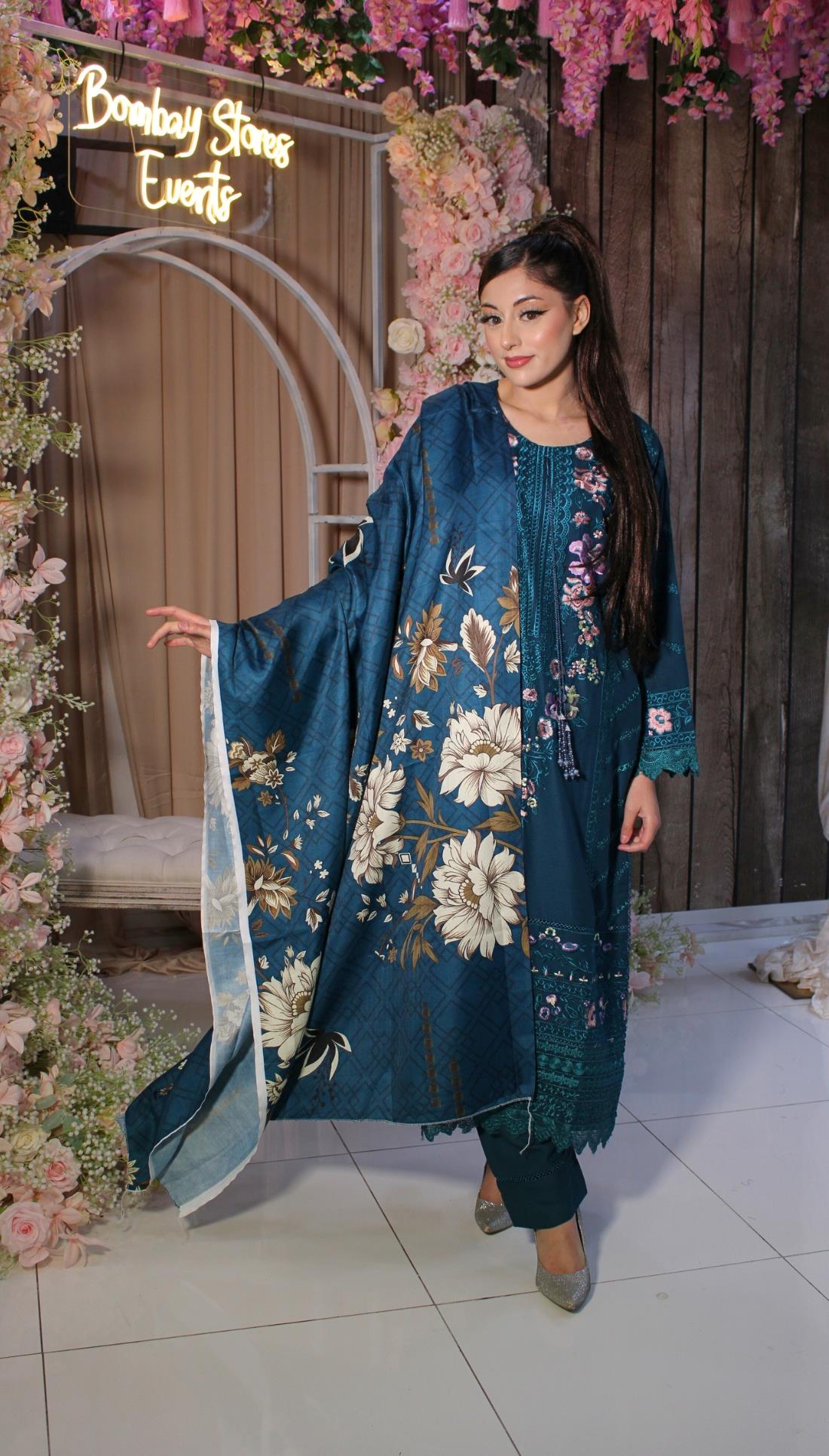 Teal Blue Digital Print Dhanak 3 Piece Suit