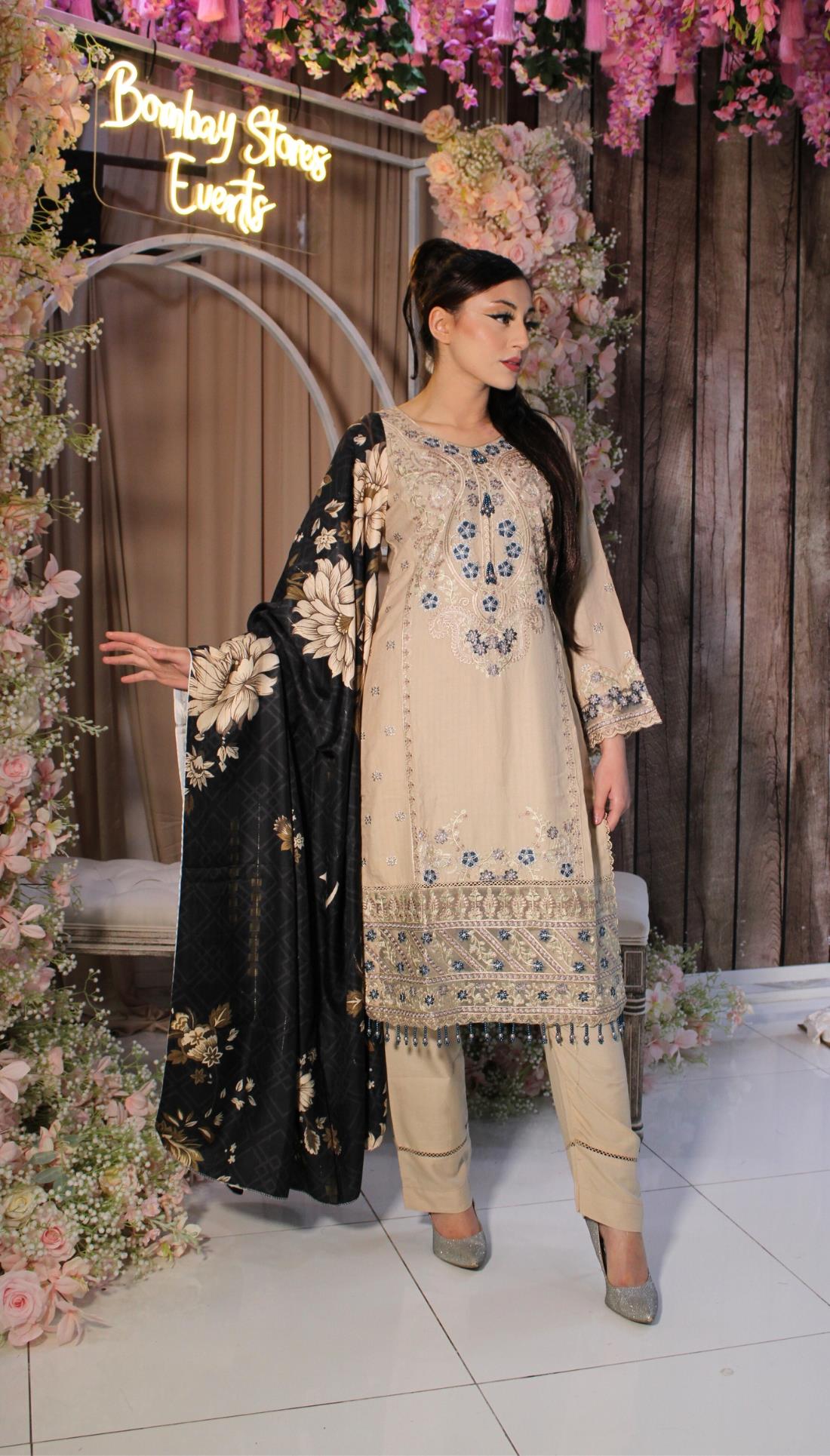 Cream & Multicolour Sequinned Dhanak 3 Piece Suit