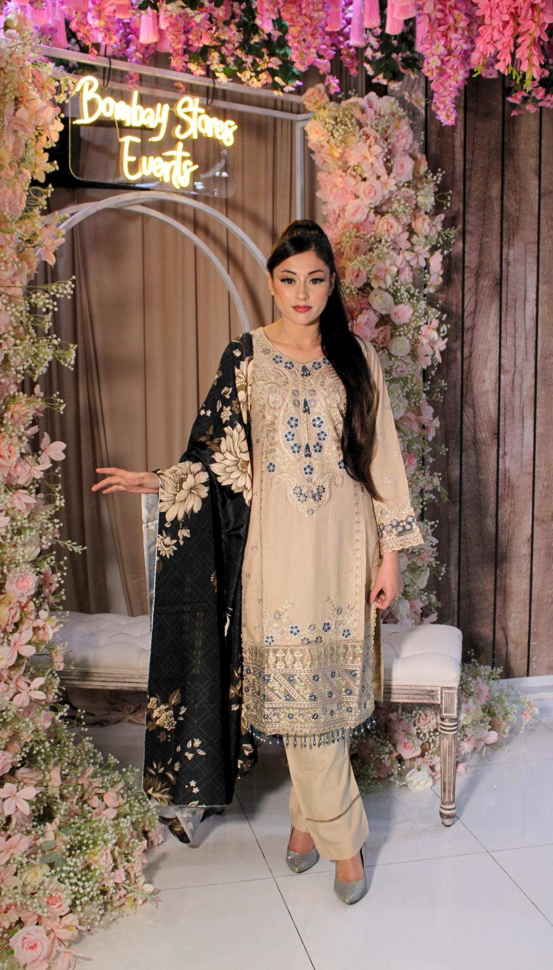 Cream & Multicolour Sequinned Dhanak 3 Piece Suit