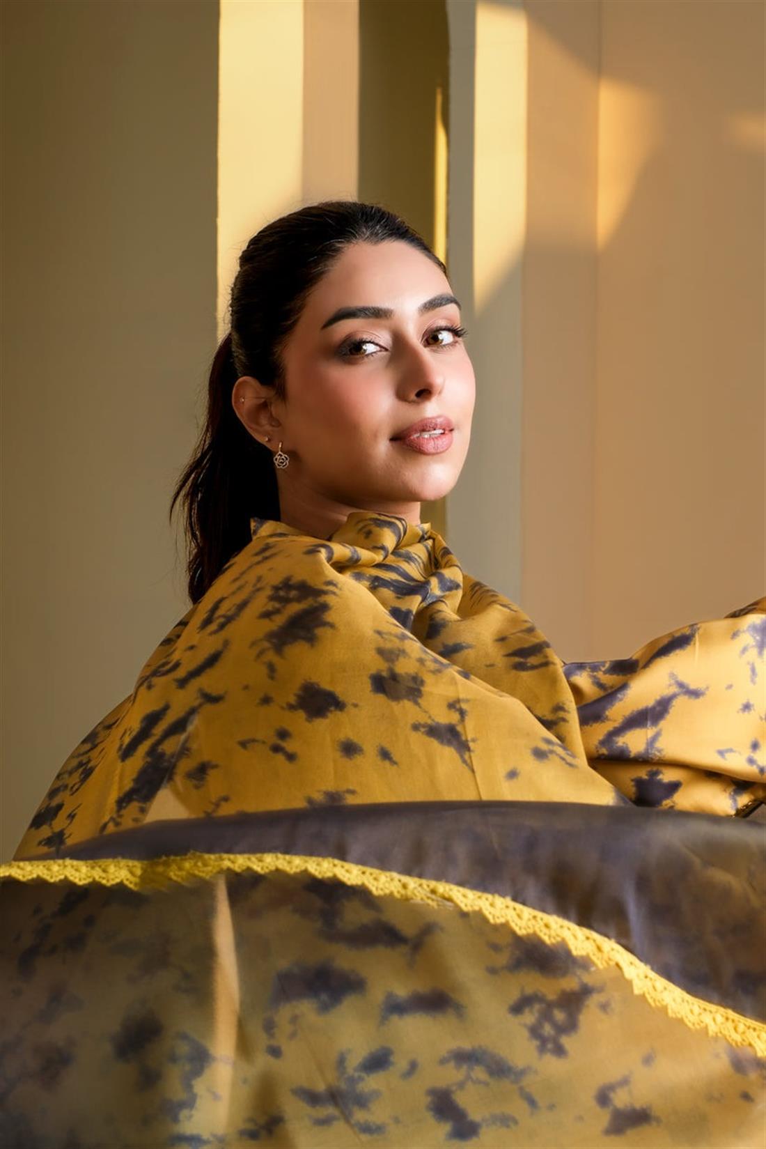 Mustard Mirror Work Raw Silk Ladies Pret