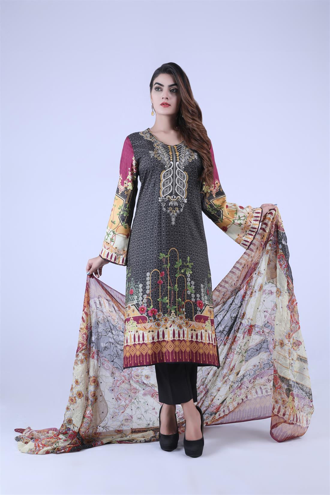 Black Embroidered Chiffon 3 Piece Printed Kameez with Dupatta & Trouser