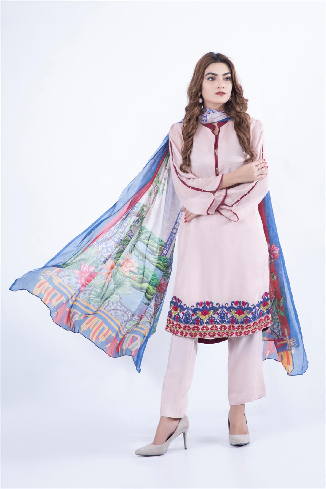 Tea Pink 3 Piece Teal Chiffon Embroidered Salwar Suit