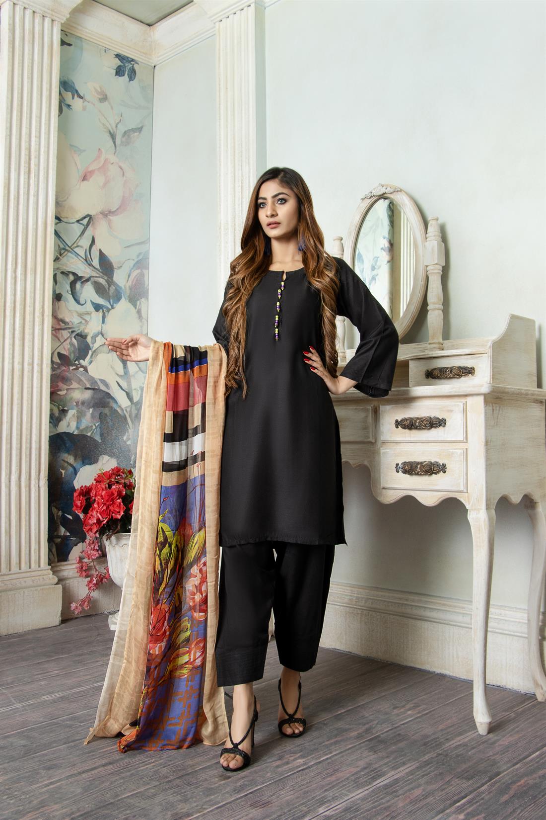 Black Digital Print Chiffon Ladies Readymade