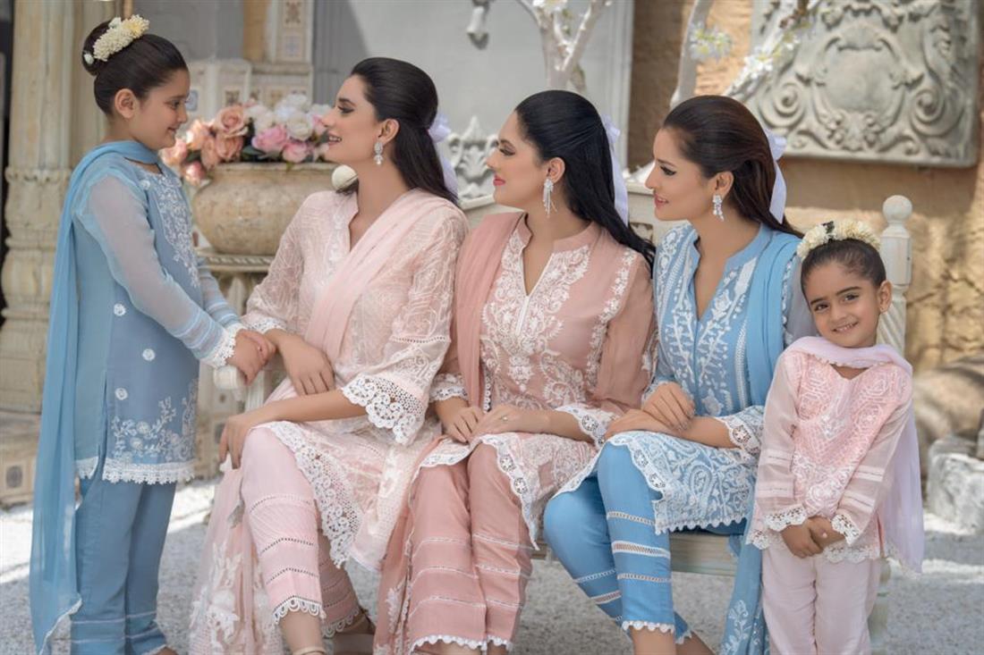 Tea Pink Embroidered Chiffon Salwar Kameez & Dupatta