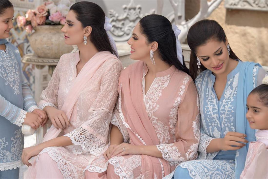 Tea Pink Embroidered Chiffon Salwar Kameez & Dupatta
