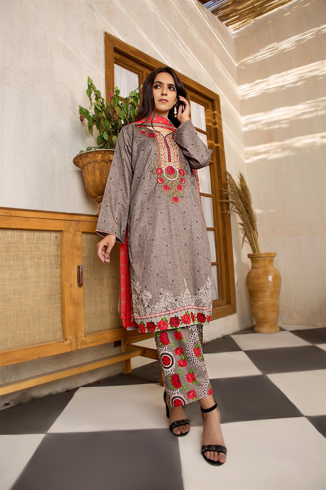 Dark Grey Embroidered Chiffon 3 Piece Printed Lawn Readymade Salwar Suit