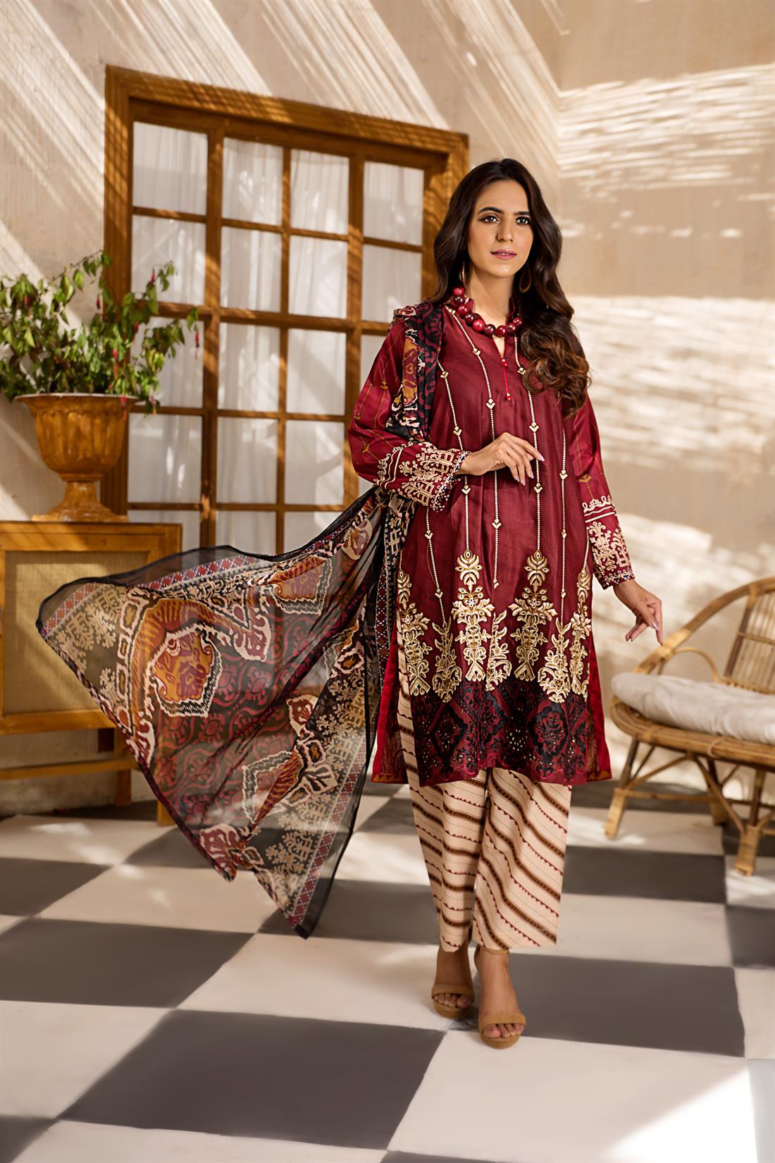 Maroon Embroidered Chiffon 3 Piece Printed Lawn Readymade Salwar Suit