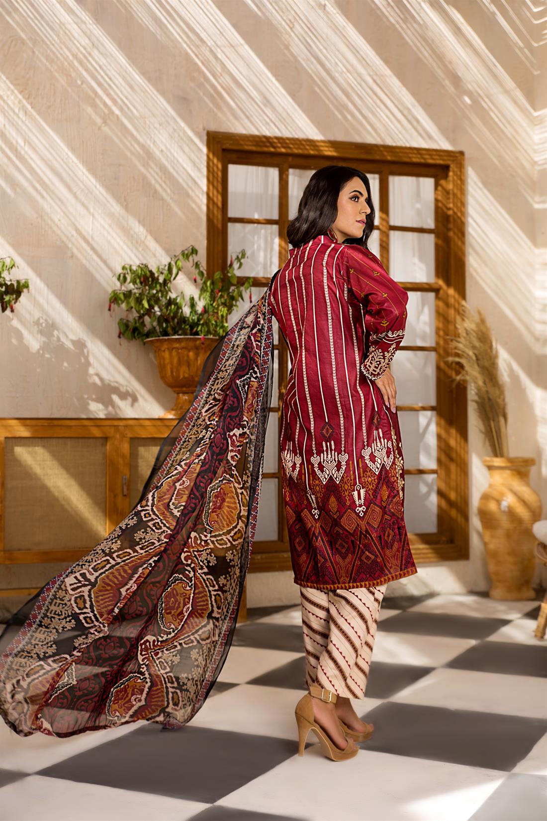 Maroon Embroidered Chiffon 3 Piece Printed Lawn Readymade Salwar Suit