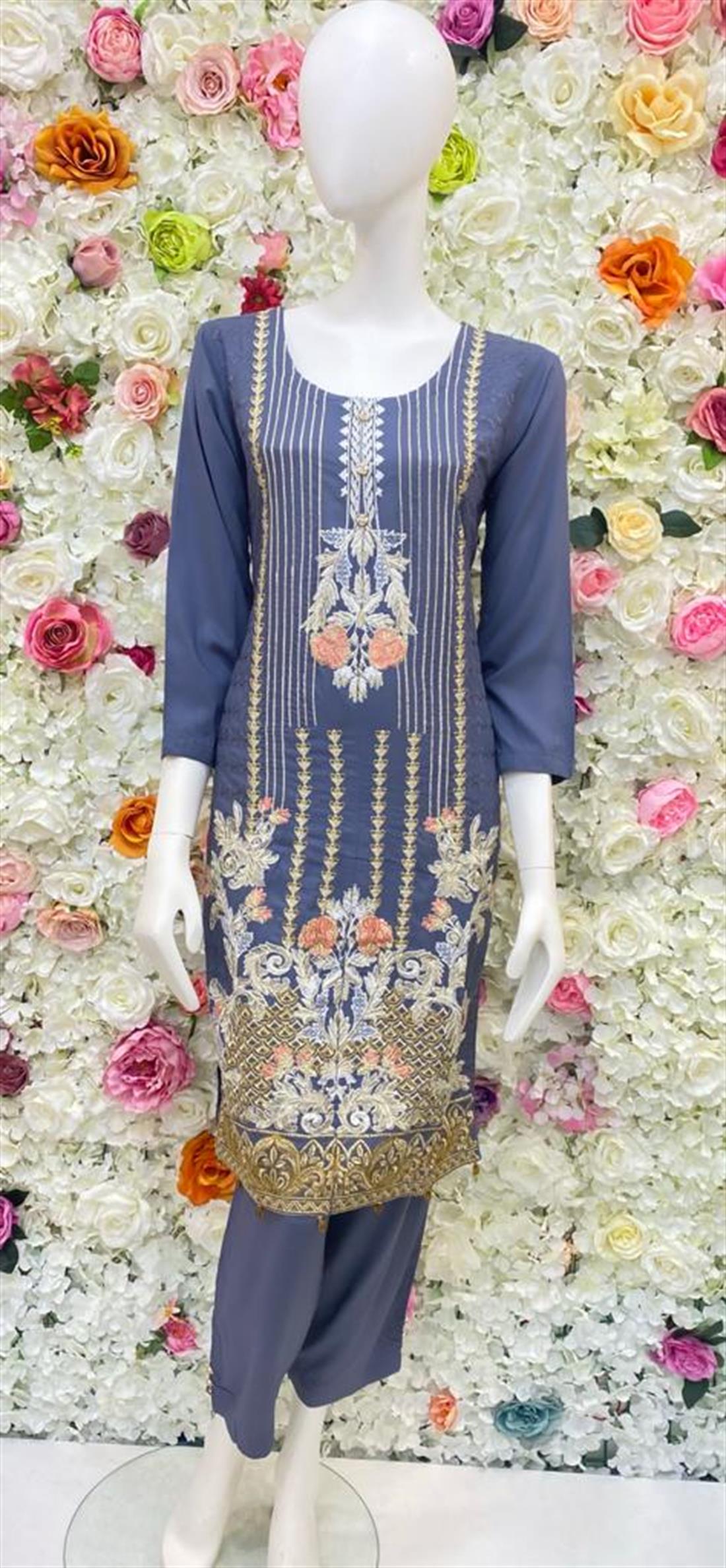 Grey 3 Piece Embroidered Salwar Suit & Chiffon Dupatta