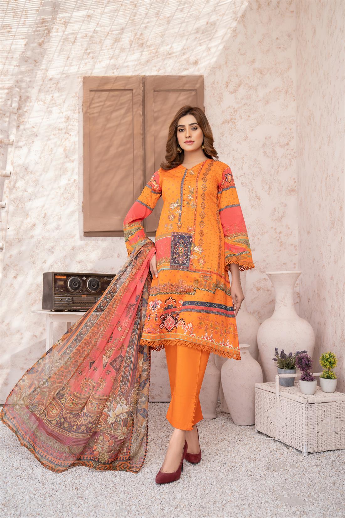 Orange Digital Print Printed Lawn Salwar Suit & Chiffon Dupatta