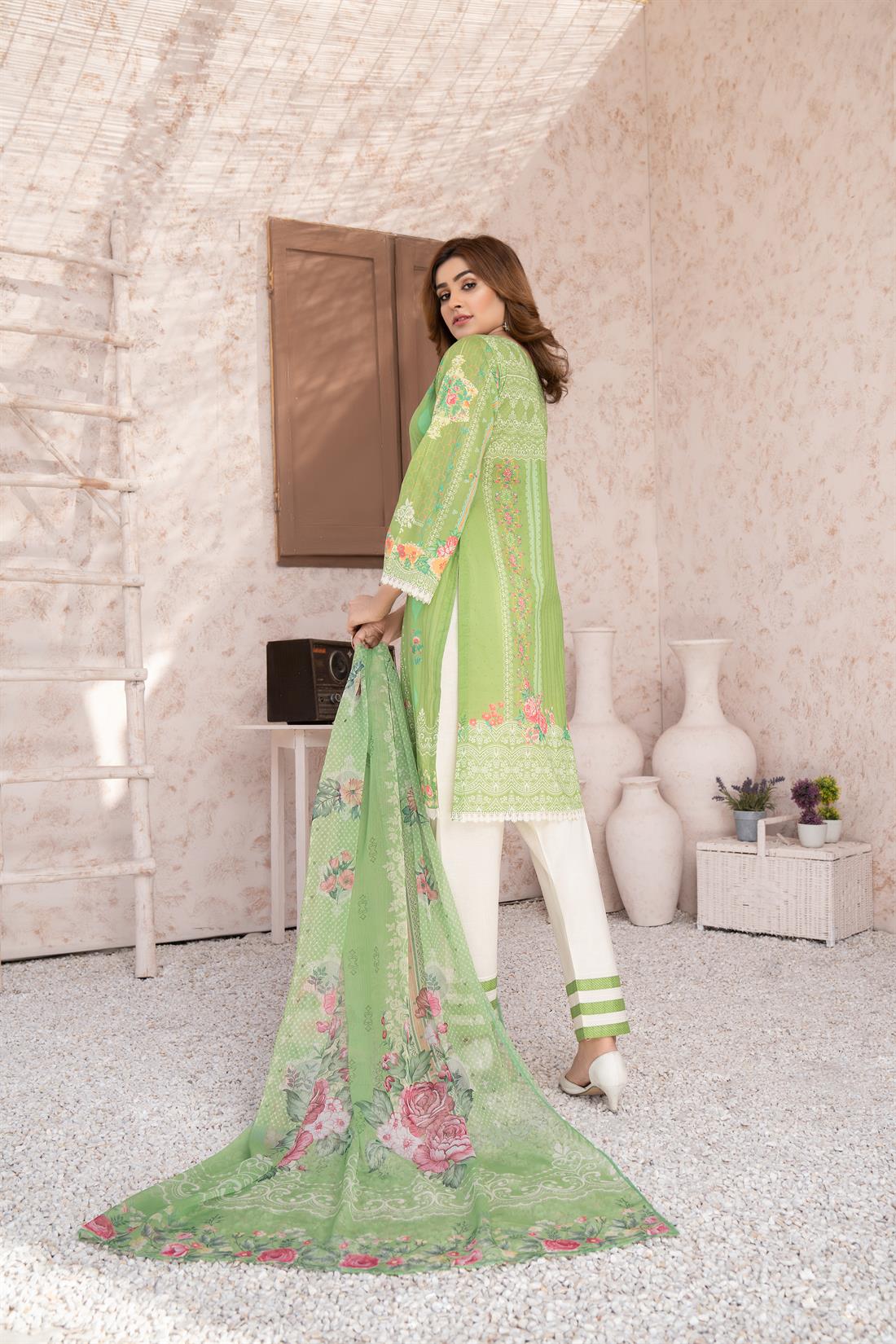 Green Digital Print Chiffon Ladies Readymade