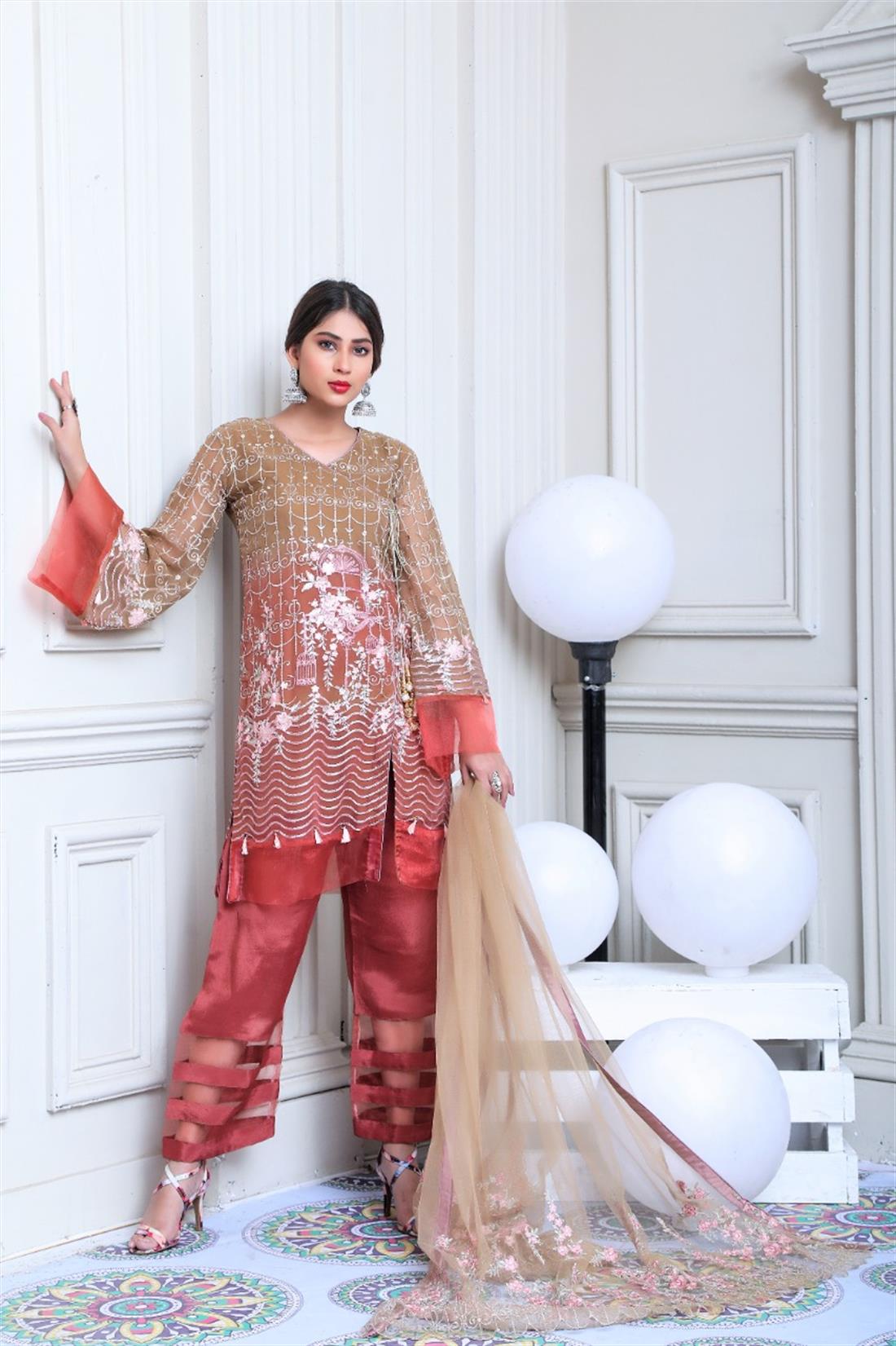 Ladieswear Readymade 3 Piece Embroidered Salwar Suit