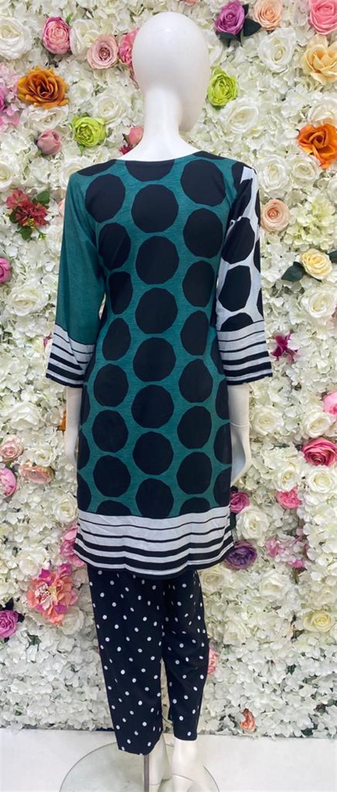 Black & Multicolour Embroidered Chiffon Ladies Readymade