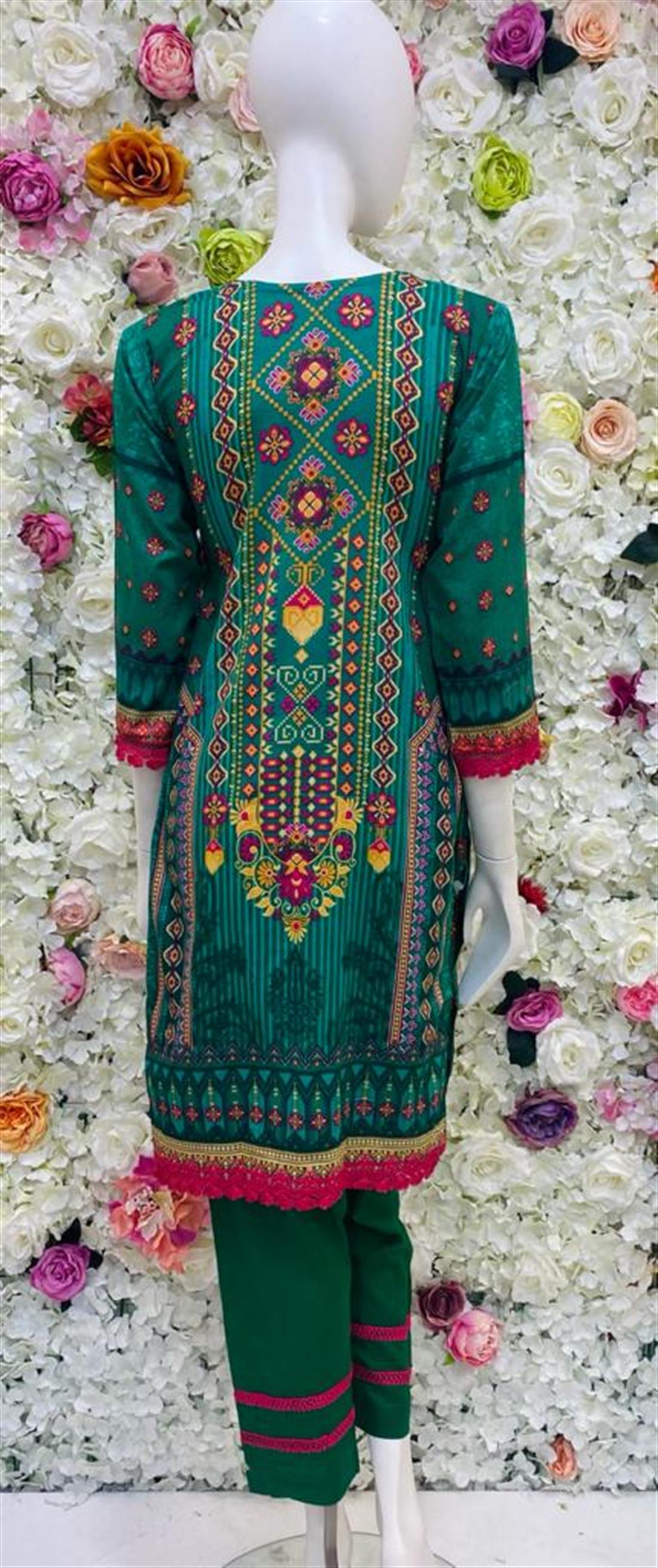 Green Embroidered Chiffon Ladies Readymade